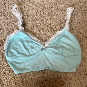 LIKE NEW Victoria’s Secret Sexy Lace lounge/sleep bra in beautiful aqua color!